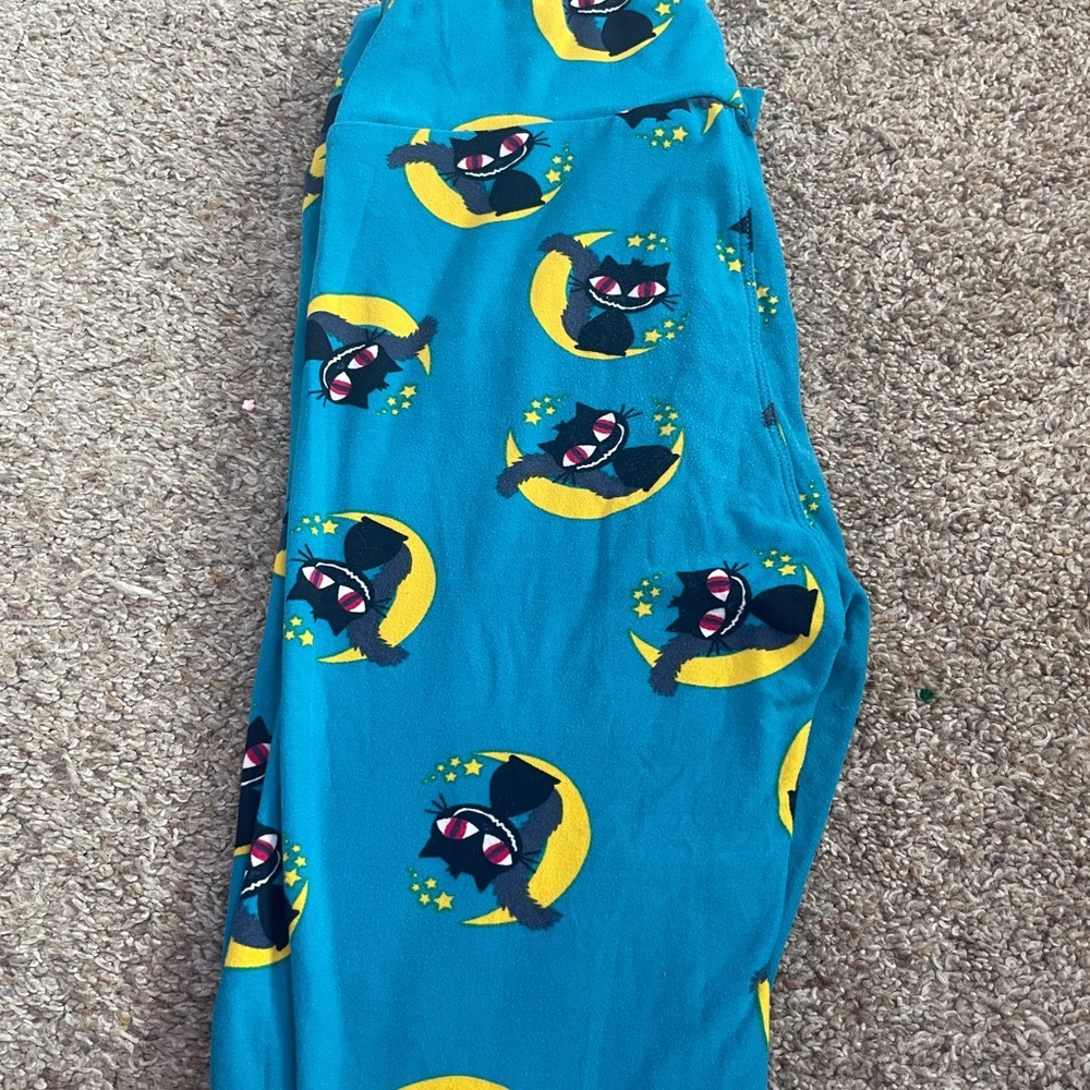 Lularoe cat leggings one size
